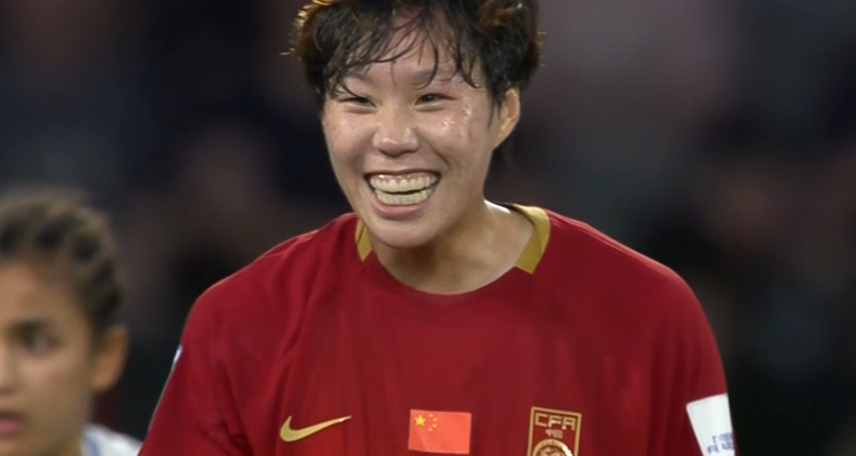 星空体育app-中国女足艰难领先！邵子钦爆射破门，亚洲杯第2球，王霜助攻